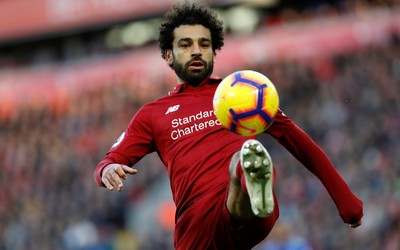 四季体育精华-乌兹别克斯坦队前锋上演帽子戏法